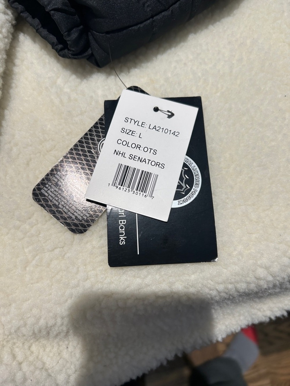 Men's Puffer Jacket in Black, Red & White - Picture 3 of 7